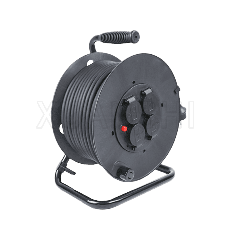 Italy Extension Cord Reel 4 Socket Outlet Max 30M